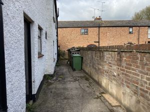 Courtyard / Bin area- click for photo gallery